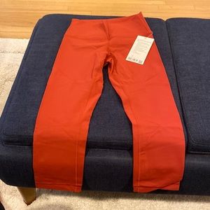 Lululemon wunder under crop HR 21”